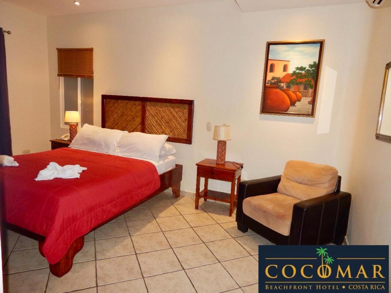 Cocomar Beachfront Hotel Parrita Bagian luar foto