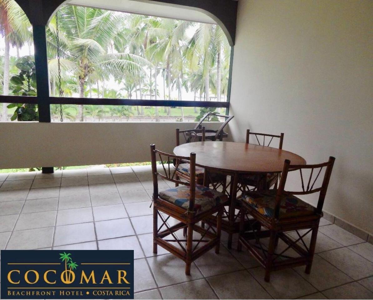 Cocomar Beachfront Hotel Parrita Bagian luar foto